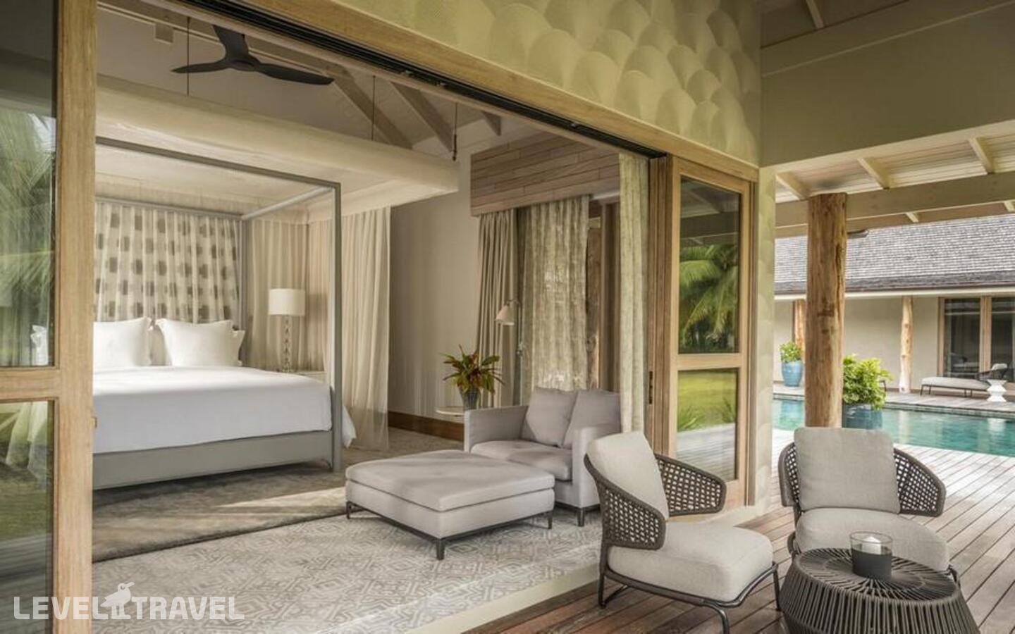 фотографии номера Президентская вилла (5 спален) отеля Four Seasons Resort Seychelles At Desroches (Ex.Desroches Island) в Сейшелы(о. Дерош) - фото №1