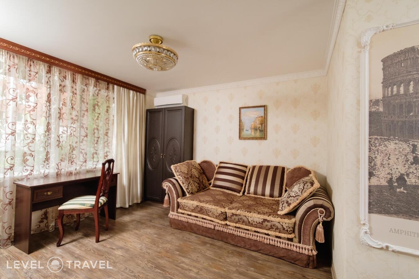 фотографии номера Люкс отеля Au Rooms в Россия(Новокузнецк) - фото №20