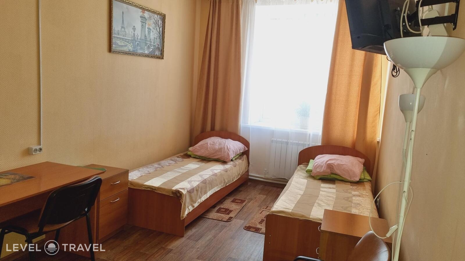 фотографии номера Номер эконом стандарт с 2 односпальными кроватями (с завтраком) отеля Мини-Отель На Набережной в Россия(Вахитовский район) - фото №3