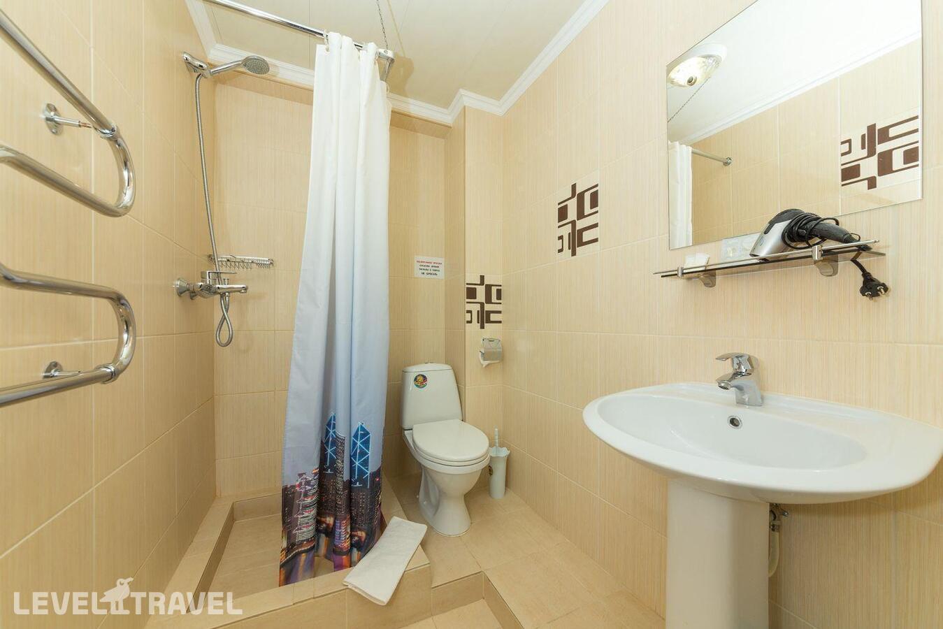 Номер комфорт с 3 односпальными кроватями — фото 6