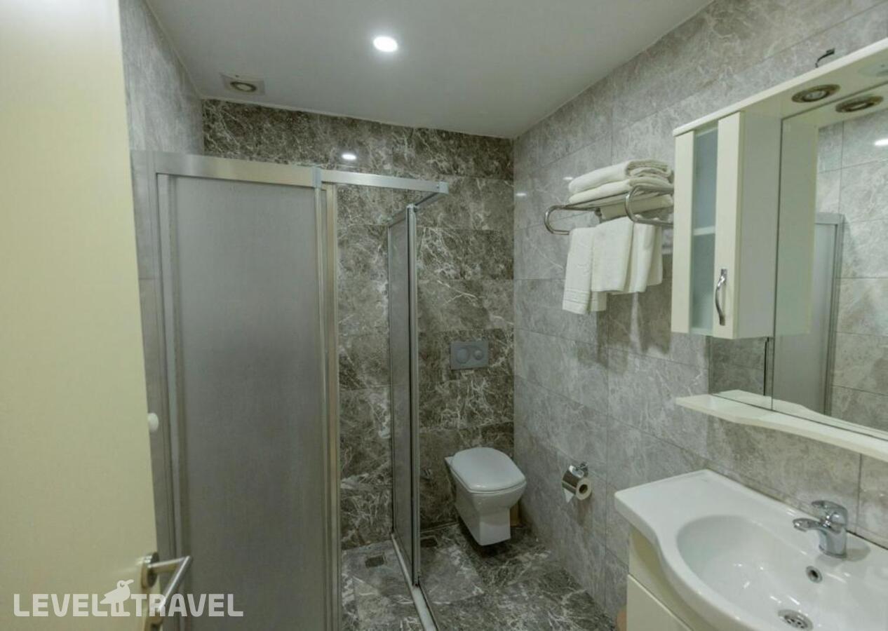 фотографии номера Семейный номер отеля De Maree Hotel в Турция(Султанахмет) - фото №6