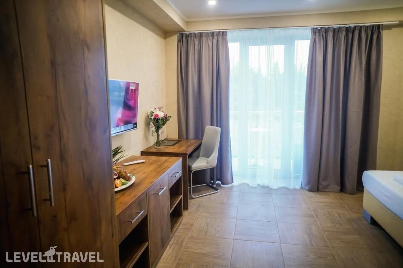 фотографии номера Стандартный номер отеля Amza Park Hotel (Ex. Энергетик) в Абхазия(Гагра) - фото №4