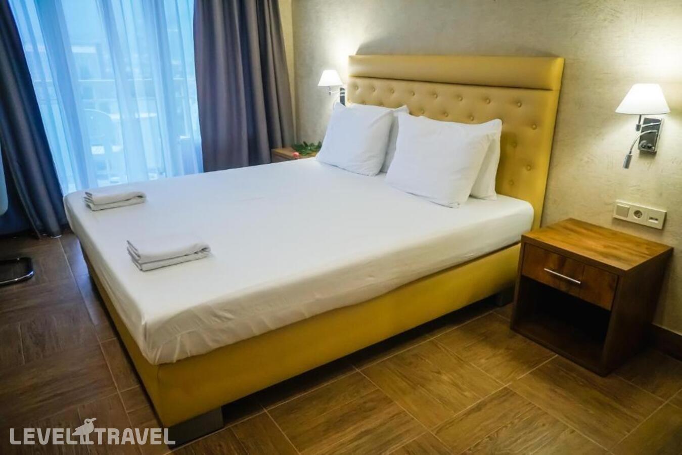 фотографии номера Стандартный номер отеля Amza Park Hotel (Ex. Энергетик) в Абхазия(Гагра) - фото №5