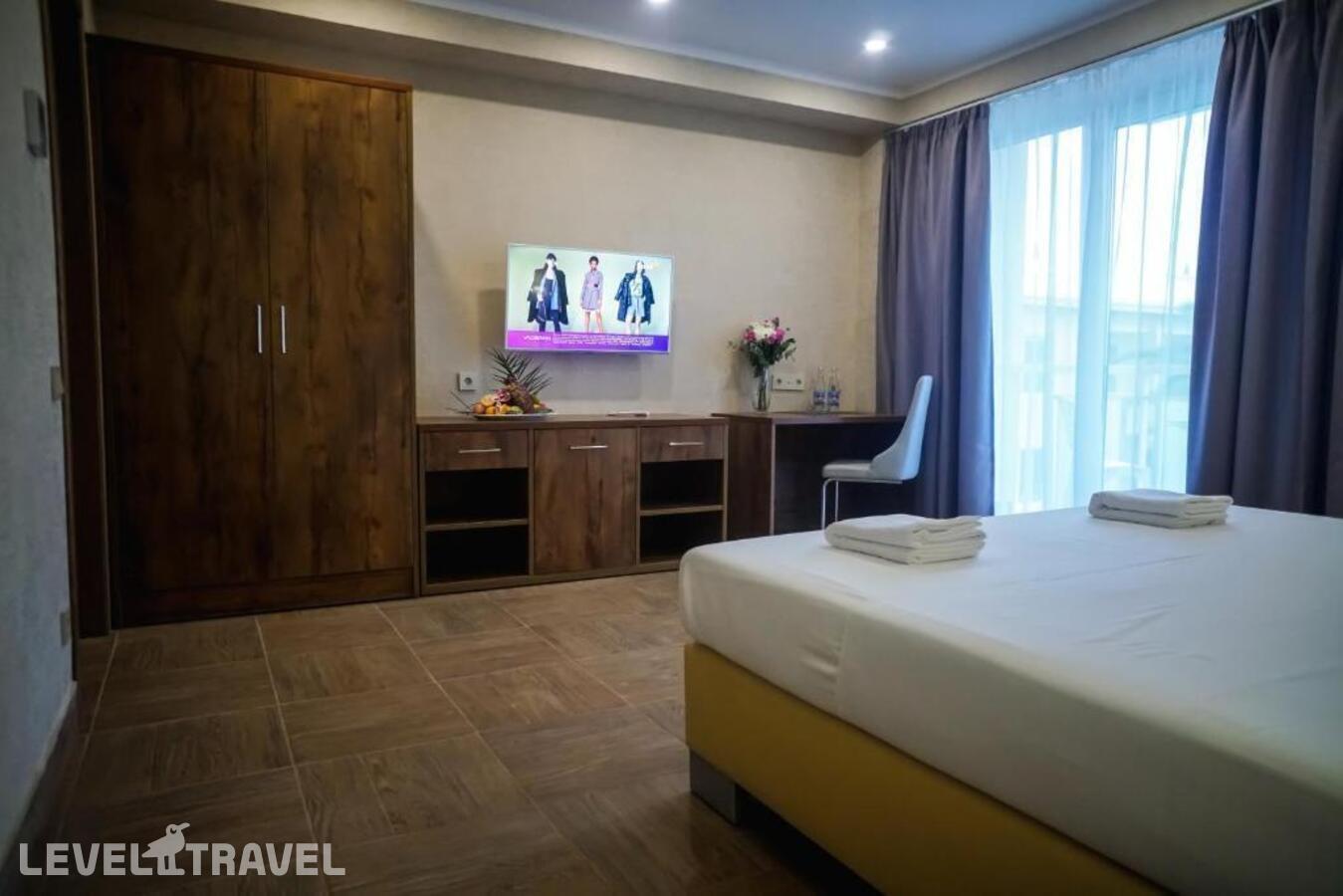 фотографии номера Стандартный номер отеля Amza Park Hotel (Ex. Энергетик) в Абхазия(Гагра) - фото №8