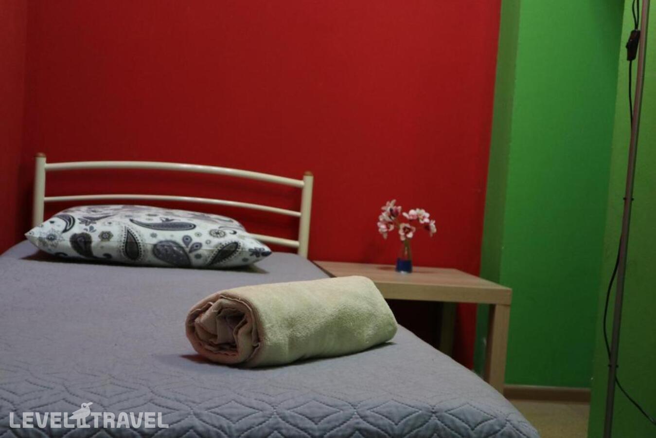 фотографии номера Экономичный без окна отеля Travel Inn Преображенская в Россия(Восточный административный округ (ВАО)) - фото №1