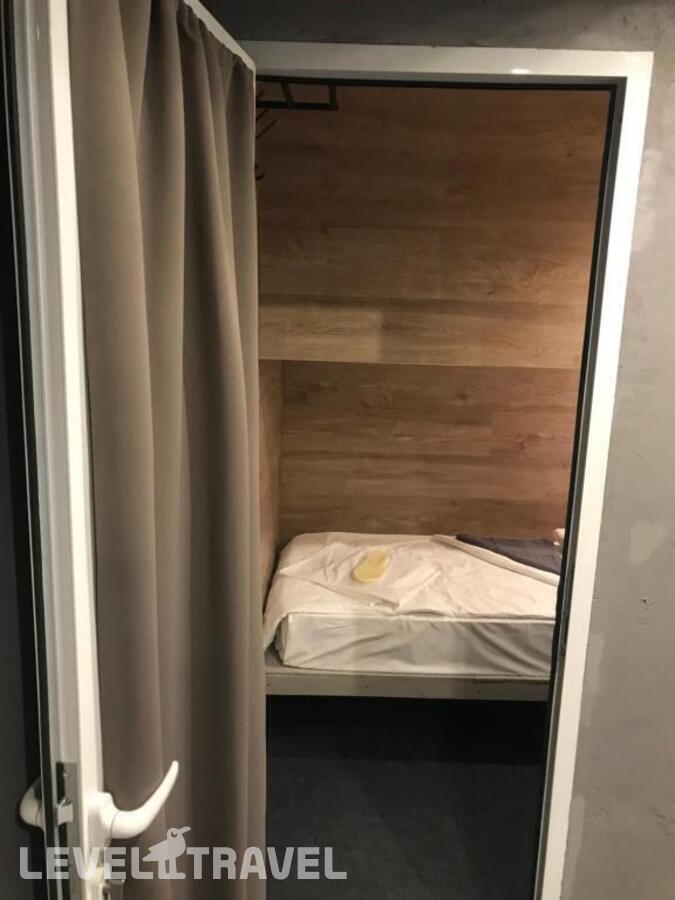 фотографии номера Одноместный улучшенный без окна отеля Гостиница ShelterS Тульская (ШелтерС) в Россия(Южный административный округ (ЮАО)) - фото №2