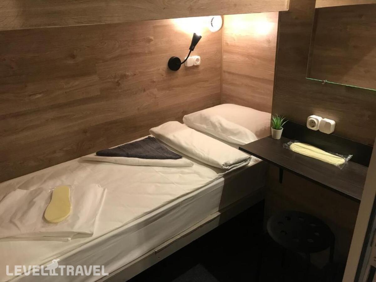 фотографии номера Одноместный улучшенный без окна отеля Гостиница ShelterS Тульская (ШелтерС) в Россия(Южный административный округ (ЮАО)) - фото №1