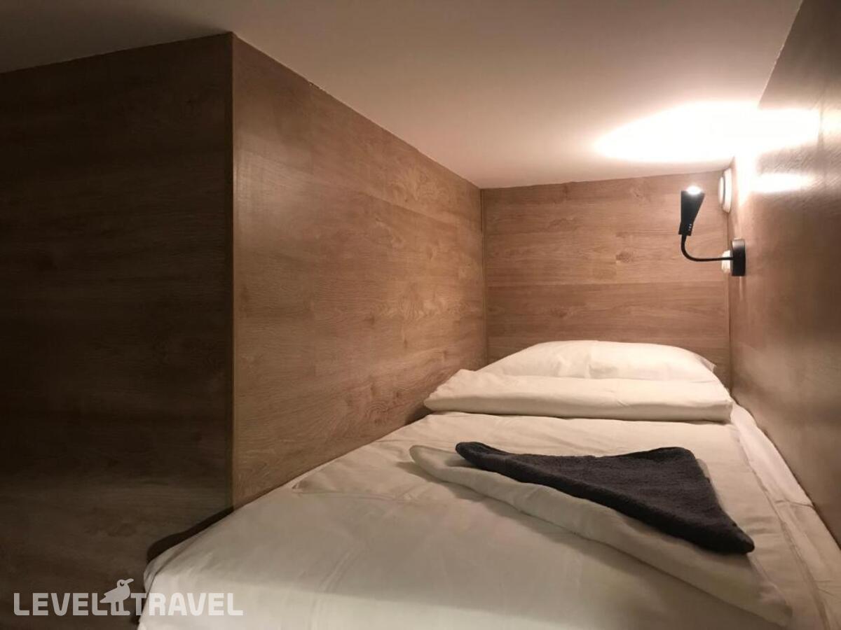 фотографии номера Одноместный улучшенный без окна отеля Гостиница ShelterS Тульская (ШелтерС) в Россия(Южный административный округ (ЮАО)) - фото №5
