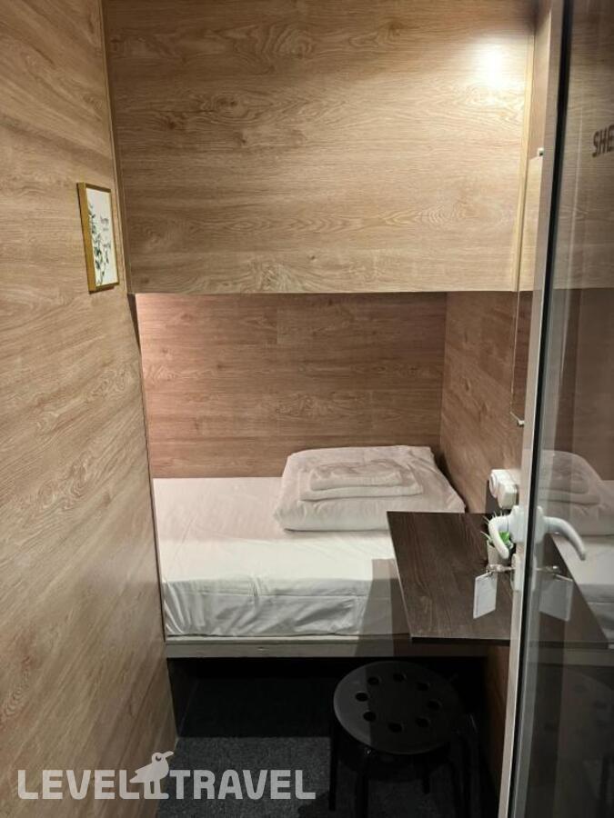 фотографии номера 1-местный номер стандарт (без окна) отеля Гостиница SHELTERZ Электрозаводская в Россия(Центральный административный округ (ЦАО)) - фото №1