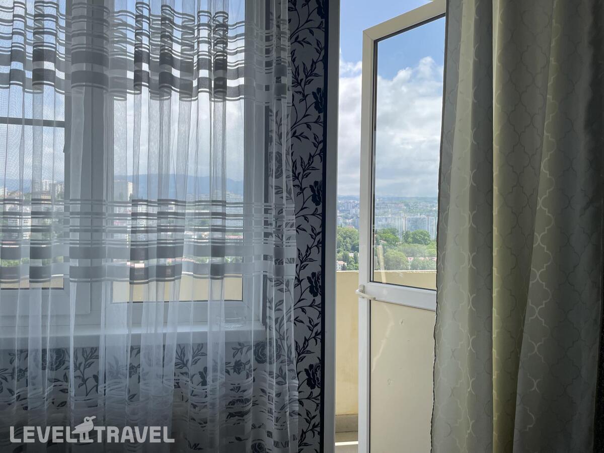 Комната стандарт с 3 односпальными кроватями и балконом — фото 7