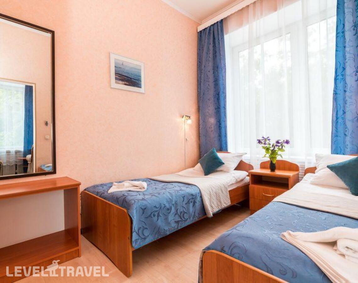 фотографии номера Полулюкс (2 комнаты) отеля Ладога в Россия(Сортавала) - фото №1