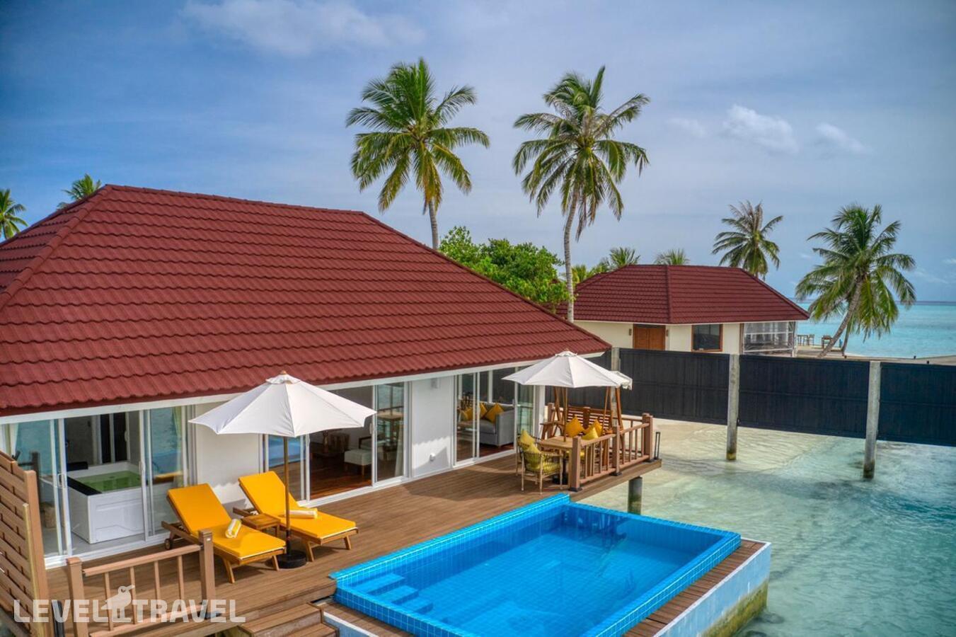 фотографии номера Люкс Sangu отеля Dhigufaru Island Resort в Мальдивы(Баа Атолл) - фото №1