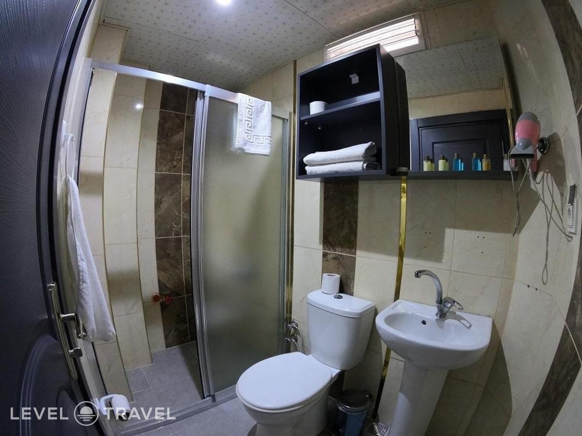 фотографии номера Трехместный номер отеля Exporoyal Hotel в Турция(Анталья - Центр) - фото №2