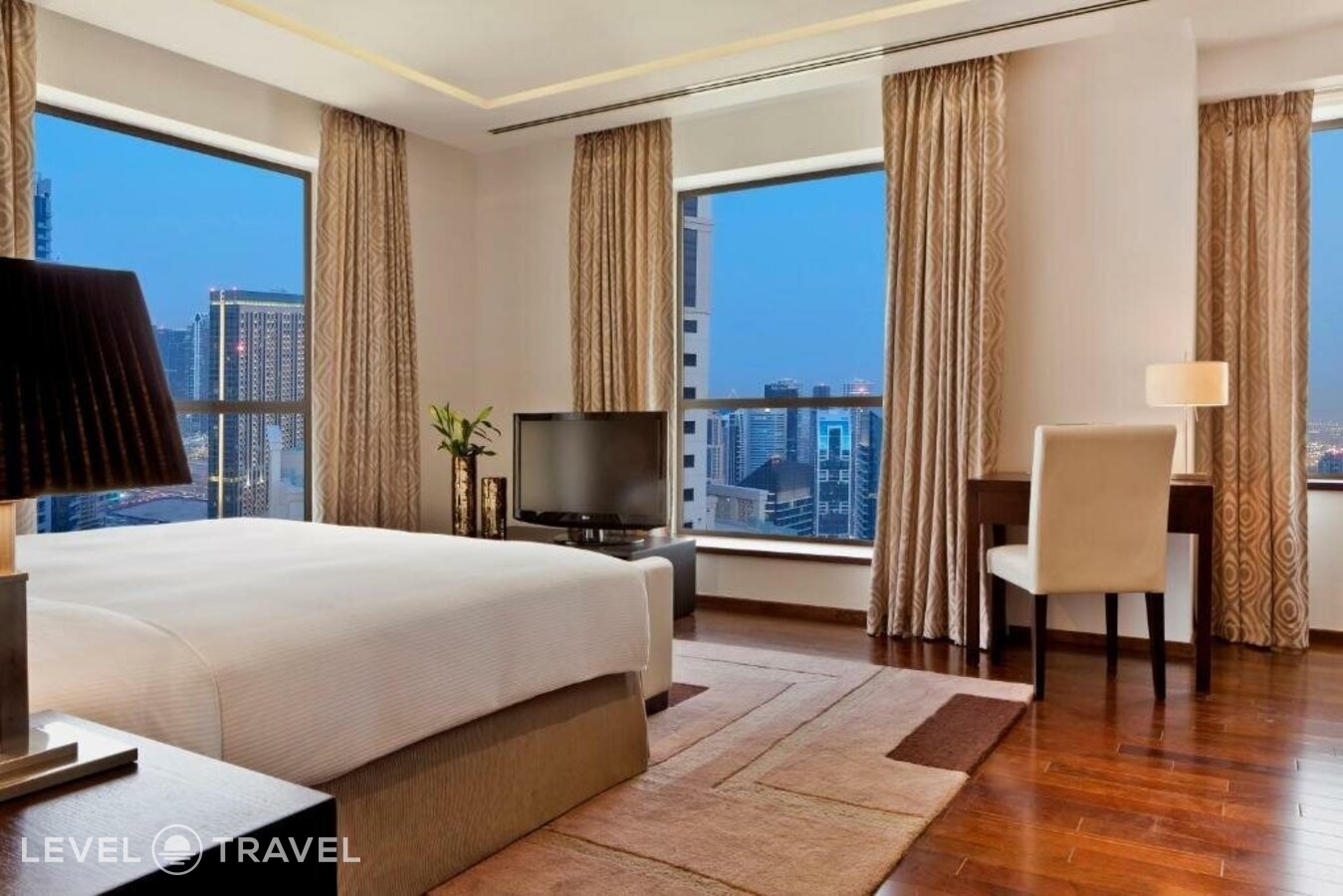 фотографии номера Пентхаус президентский отеля Hilton Dubai The Walk в ОАЭ(Дубай Марина) - фото №18