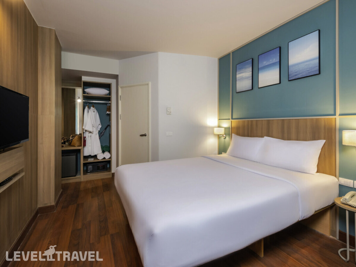 фотографии номера Четырёхместный номер семейный Connecting отеля Ibis Samui Bo Phut Beach Resort в Таиланд(Бопхут Бич) - фото №2