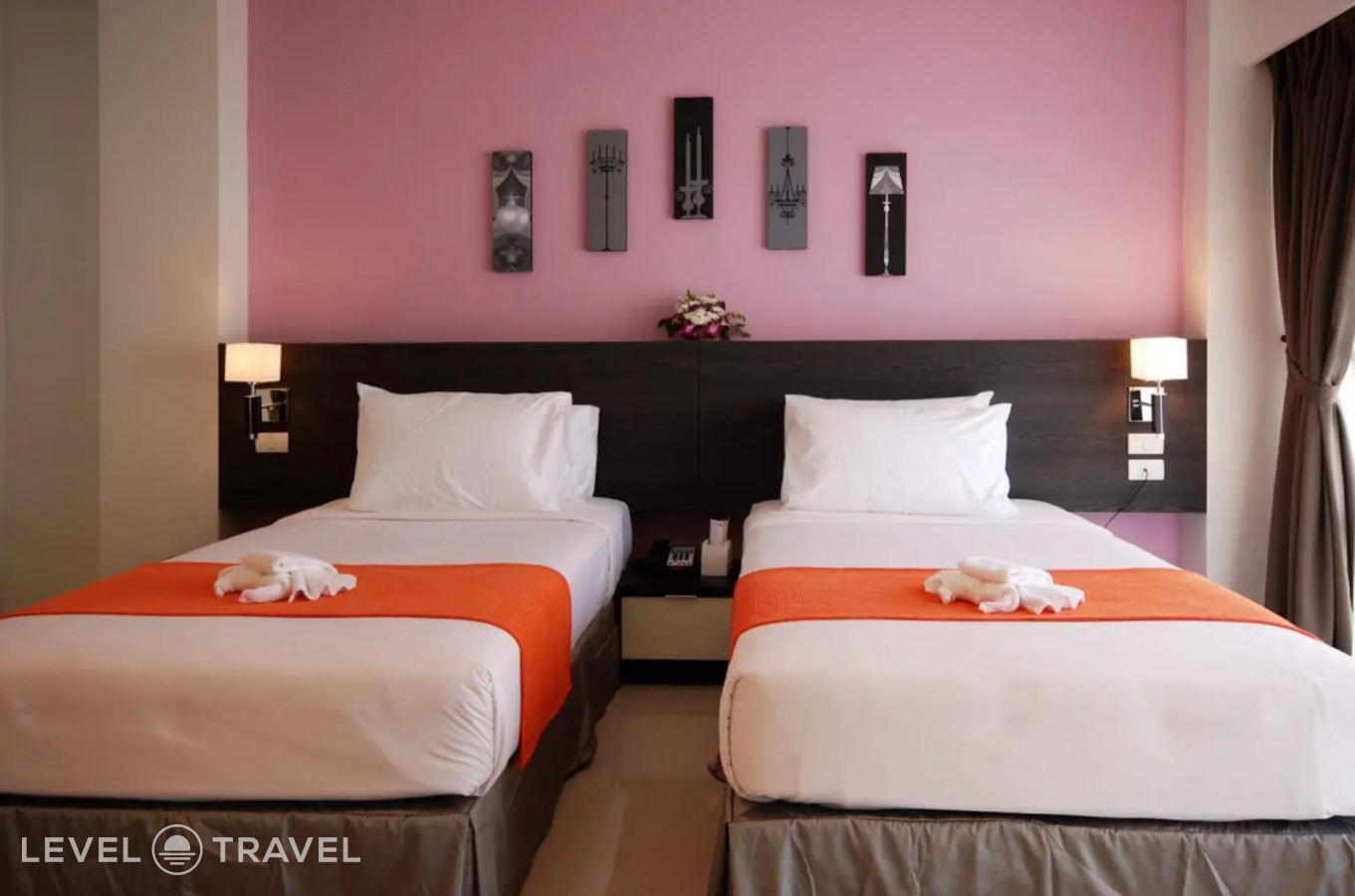 фотографии номера Трёхместное Pent View отеля The Lantern Resort Patong в Таиланд(Патонг Бич) - фото №1