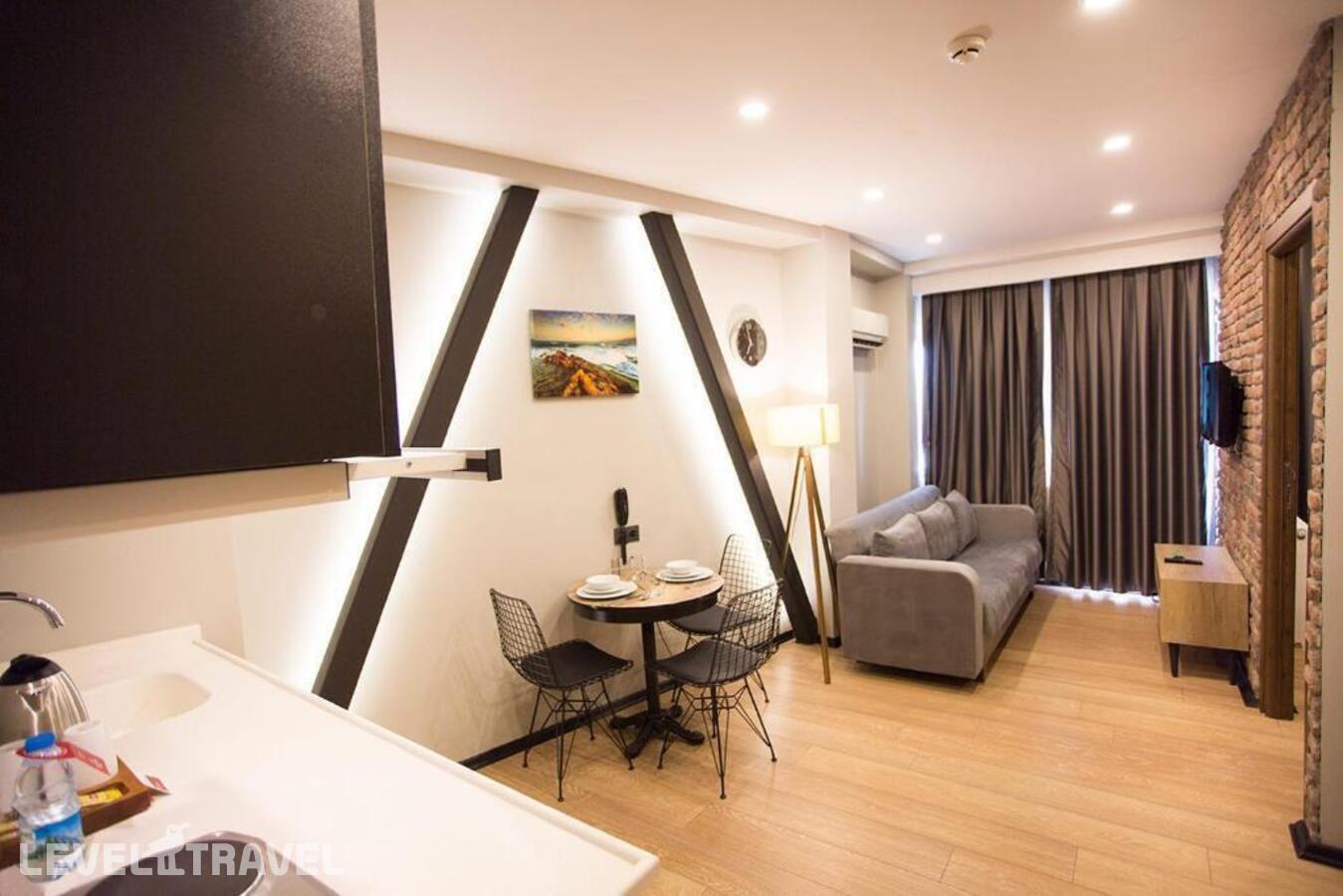 фотографии номера Апартаменты с балконом отеля Long Stay Istanbul в Турция(Таксим) - фото №8