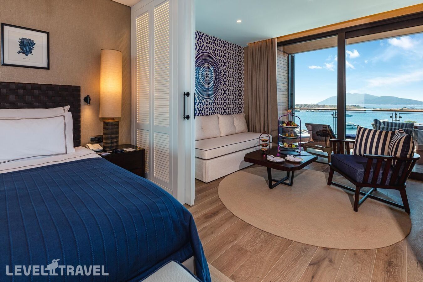 фотографии номера Улучшенный с видом на окрестности отеля Kaya Palazzo Resort & Residence Le Chic Bodrum в Турция(Гюмбет) - фото №7