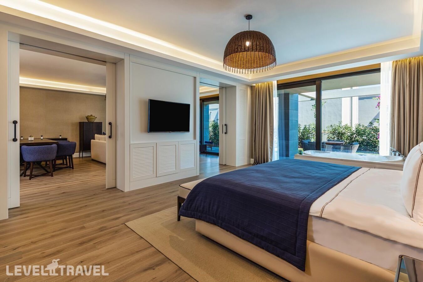 фотографии номера Люкс Гранд отеля Kaya Palazzo Resort & Residence Le Chic Bodrum в Турция(Гюмбет) - фото №2
