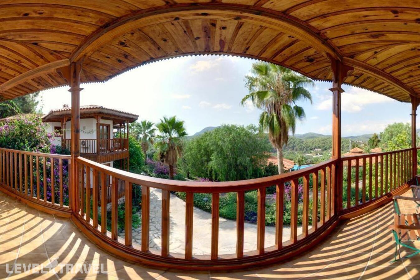 фотографии номера Трехместный номер отеля Montana Pine Resort в Турция(Олюдениз) - фото №4