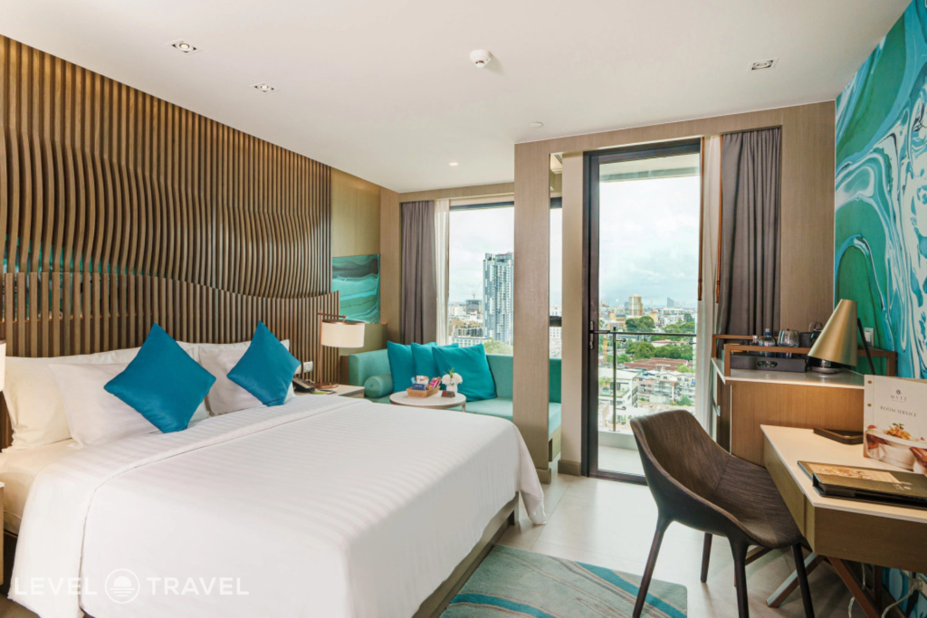 фотографии номера Двухместные Lux Premier 2 отдельные кровати отеля Mytt Beach Hotel в Таиланд(Центральная Паттайя) - фото №1