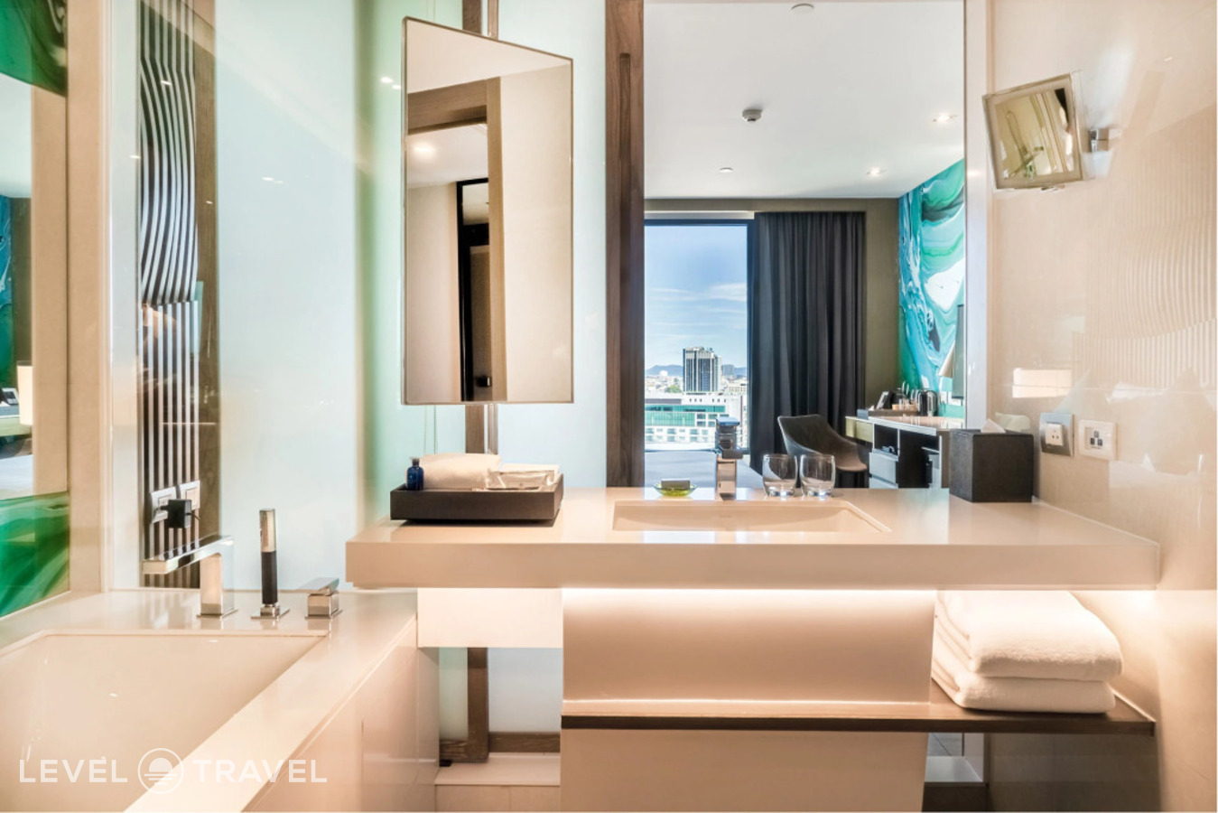 фотографии номера Двухместные Lux Premier 2 отдельные кровати отеля Mytt Beach Hotel в Таиланд(Центральная Паттайя) - фото №5