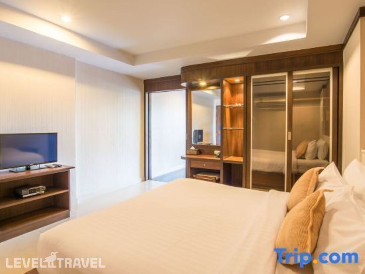 фотографии номера Делюкс с балконом отеля Lanta Sand Resort & Spa в Таиланд(Ко Ланта) - фото №15