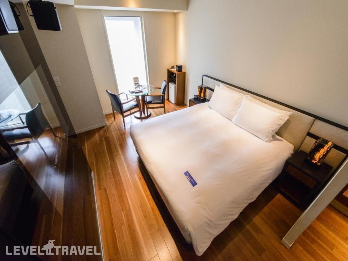 фотографии номера Двухместный номер Executive Studio двуспальная кровать отеля Shinjuku Granbell Hotel в Япония(Токио) - фото №6