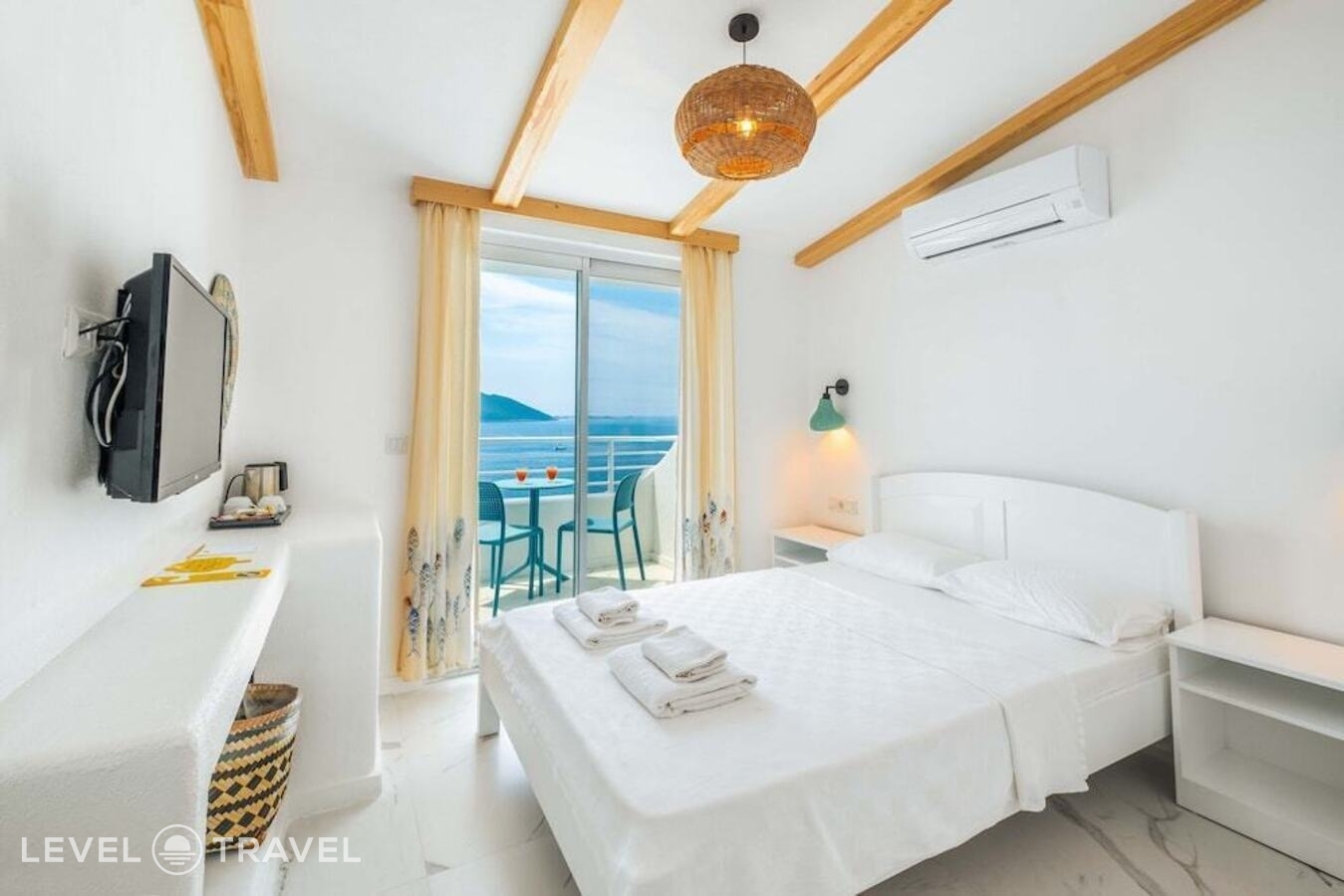 фотографии номера Двухместный номер Penthouse с видом на море двуспальная кровать отеля Payam Hotel в Турция(Каш) - фото №1