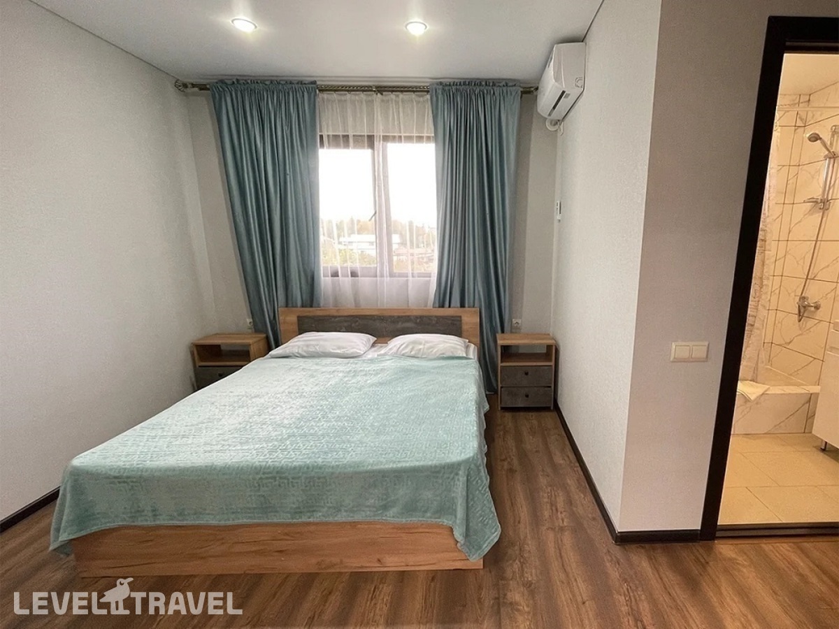 фотографии номера Стандартный номер отеля Hotel Vesna в Абхазия(Сухум) - фото №3
