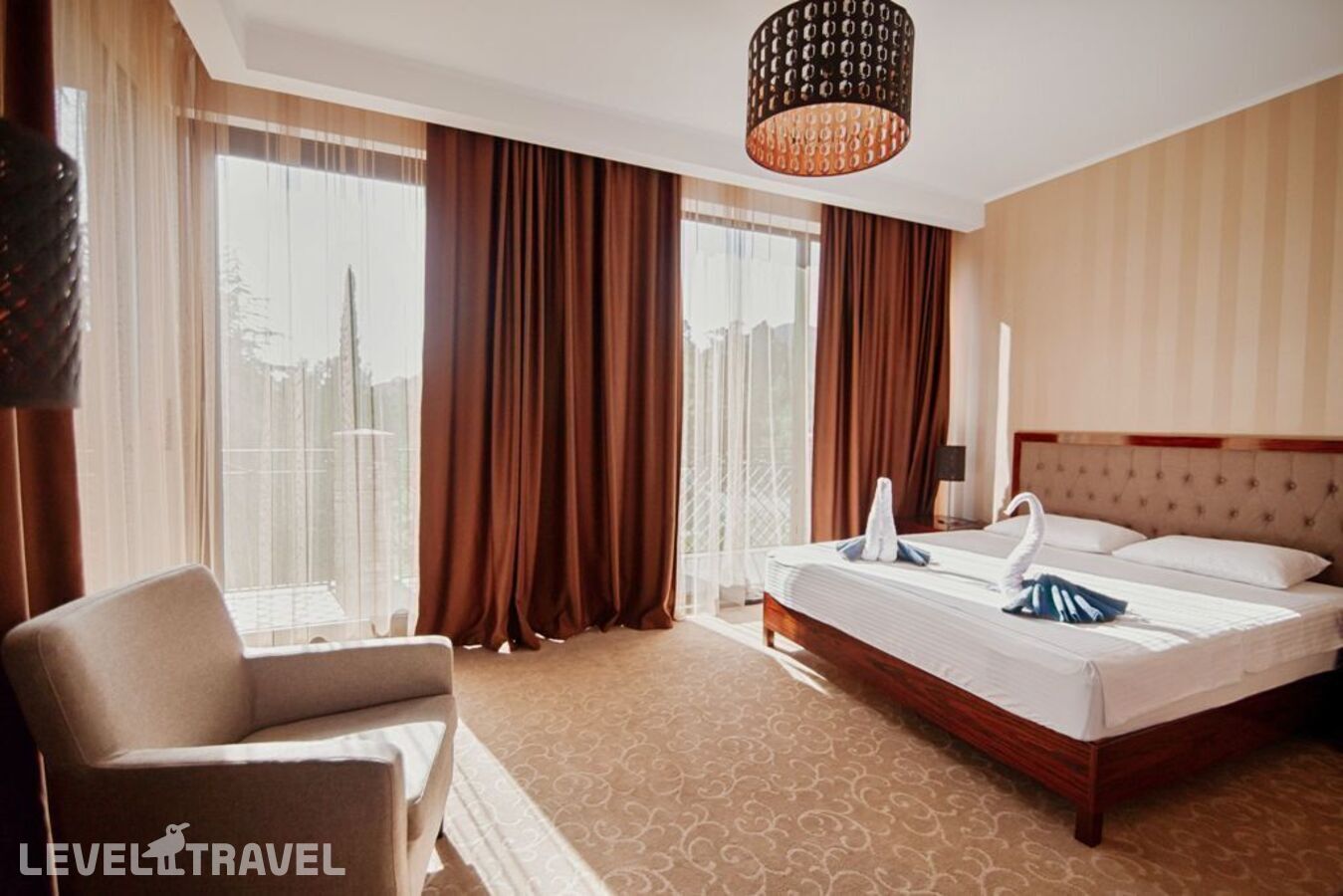 фотографии номера Полулюкс с видом на море отеля Афон Резорт (Afon Resort Black Sea Hotel) в Абхазия(Новый Афон) - фото №4