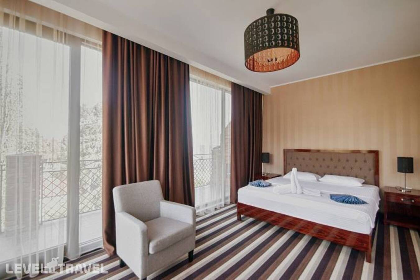 фотографии номера Люкс с видом на море отеля Афон Резорт (Afon Resort Black Sea Hotel) в Абхазия(Новый Афон) - фото №1