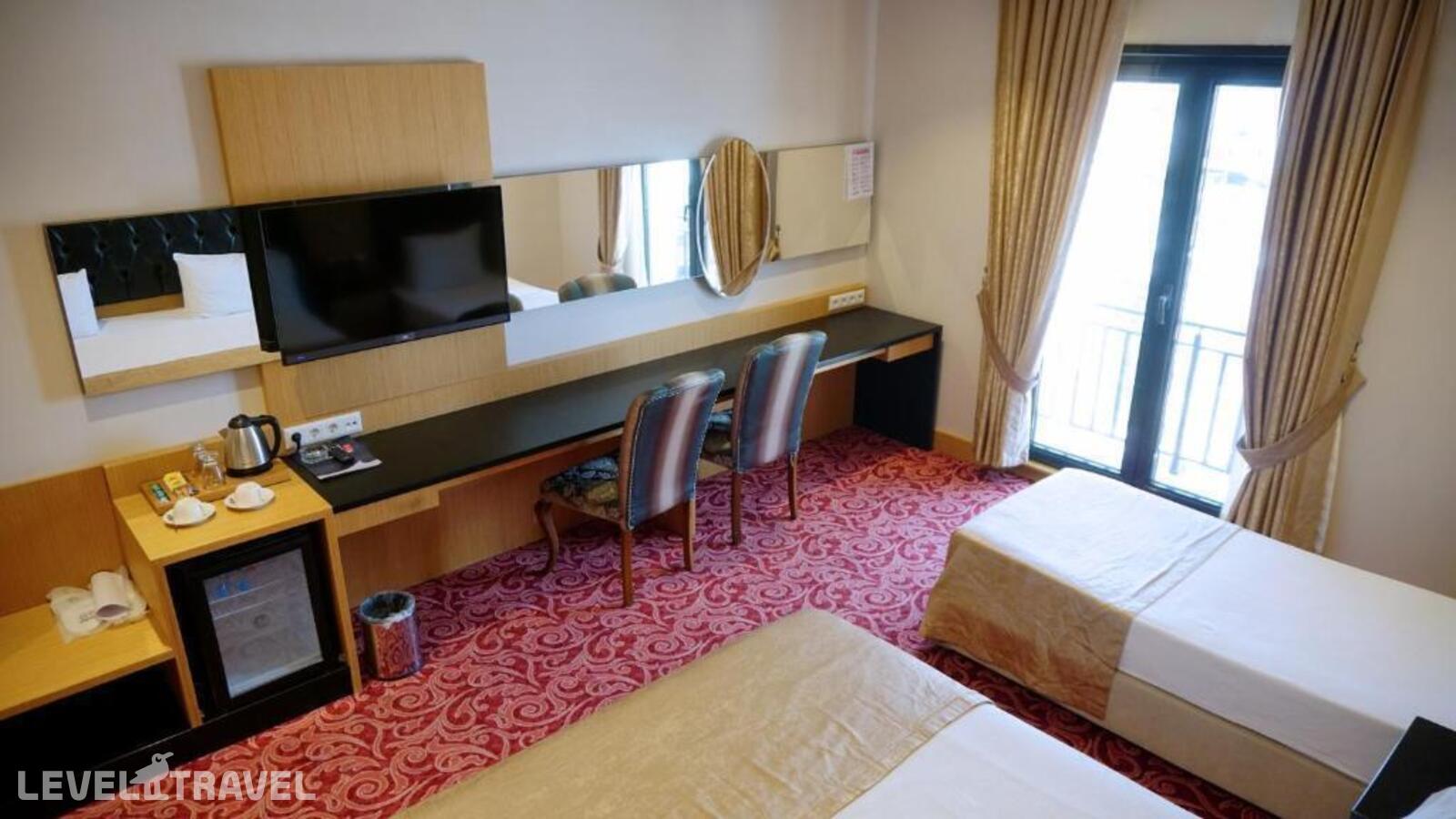 фотографии номера Трехместный с видом на город отеля Vois Hotel в Турция(Аташехир) - фото №4