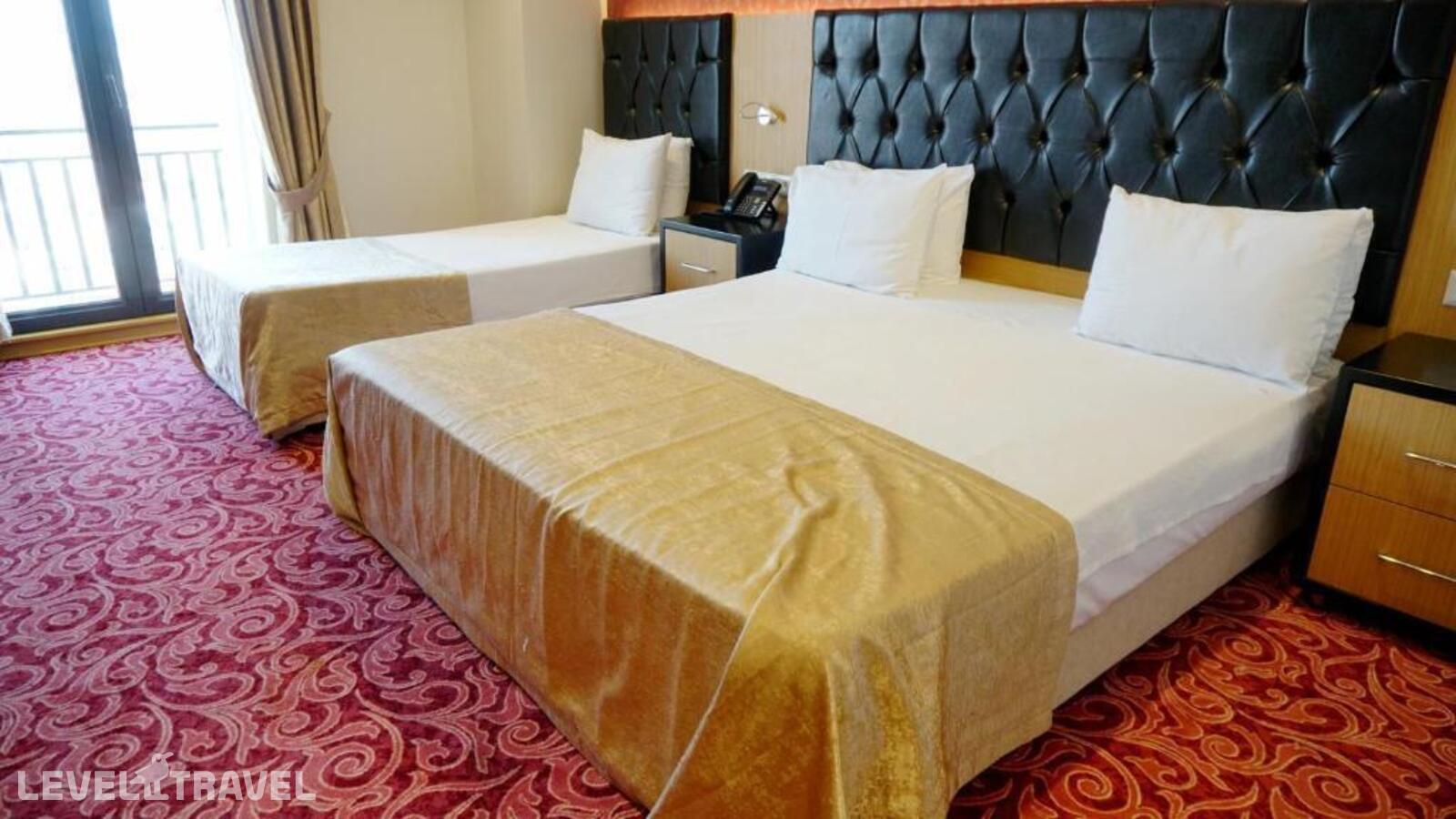 фотографии номера Трехместный с видом на город отеля Vois Hotel в Турция(Аташехир) - фото №3