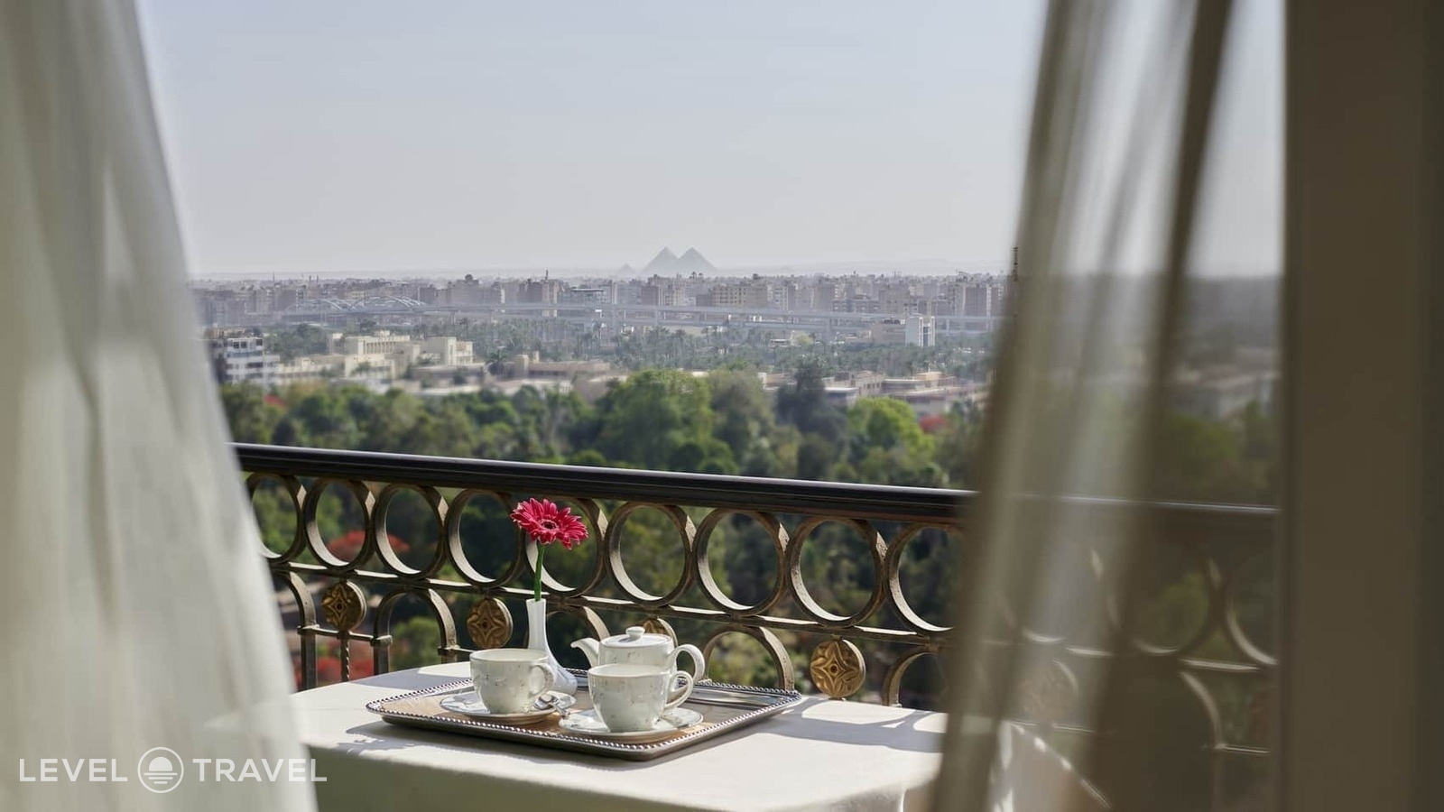 фотографии номера Люкс с видом на город отеля Four Seasons Hotel Cairo At First Residence в Египет(Гиза) - фото №3