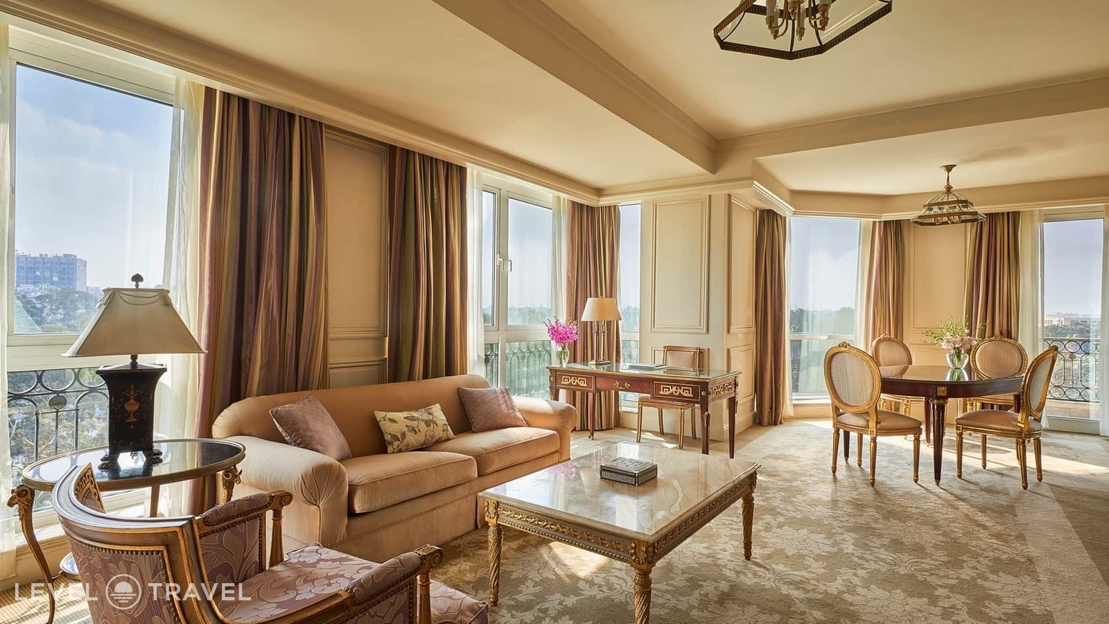 фотографии номера Люкс дипломатический отеля Four Seasons Hotel Cairo At First Residence в Египет(Гиза) - фото №1