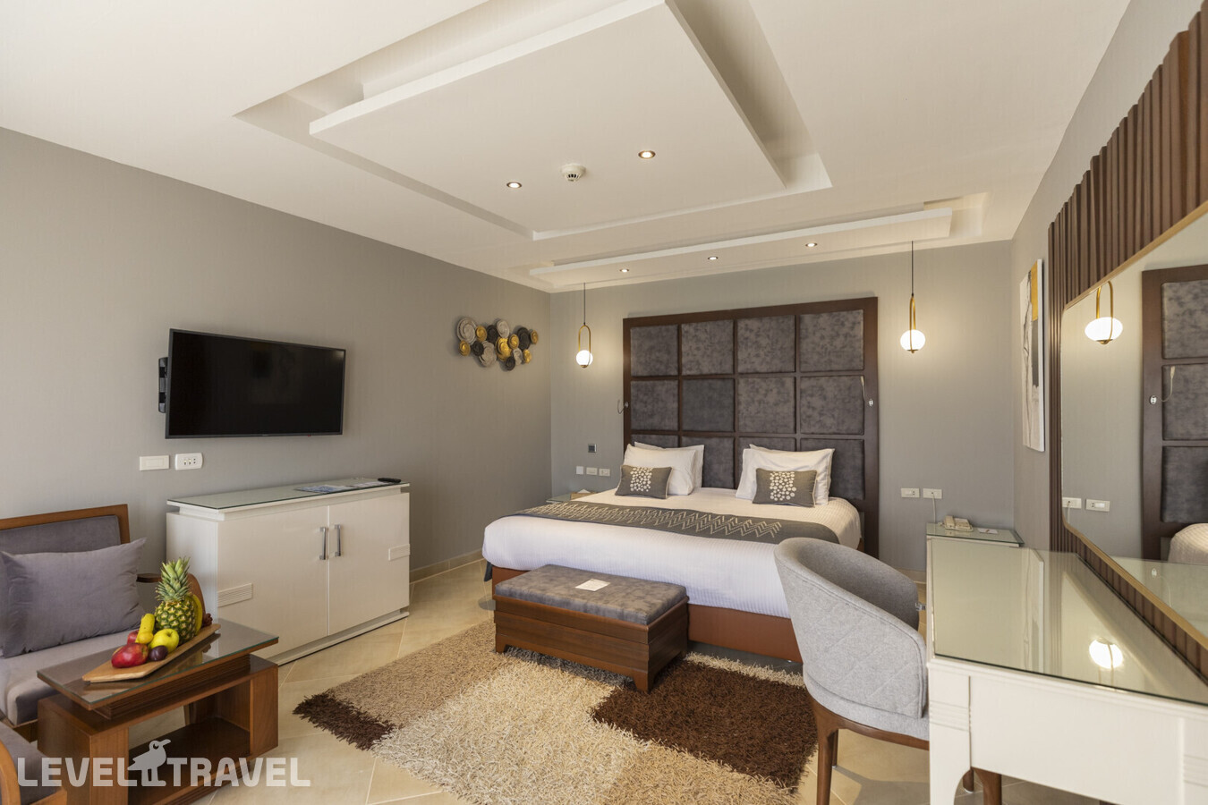 фотографии номера Люкс с джакузи отеля Posh Club By Sunrise Crystal Bay Resort в Египет(Хургада) - фото №1