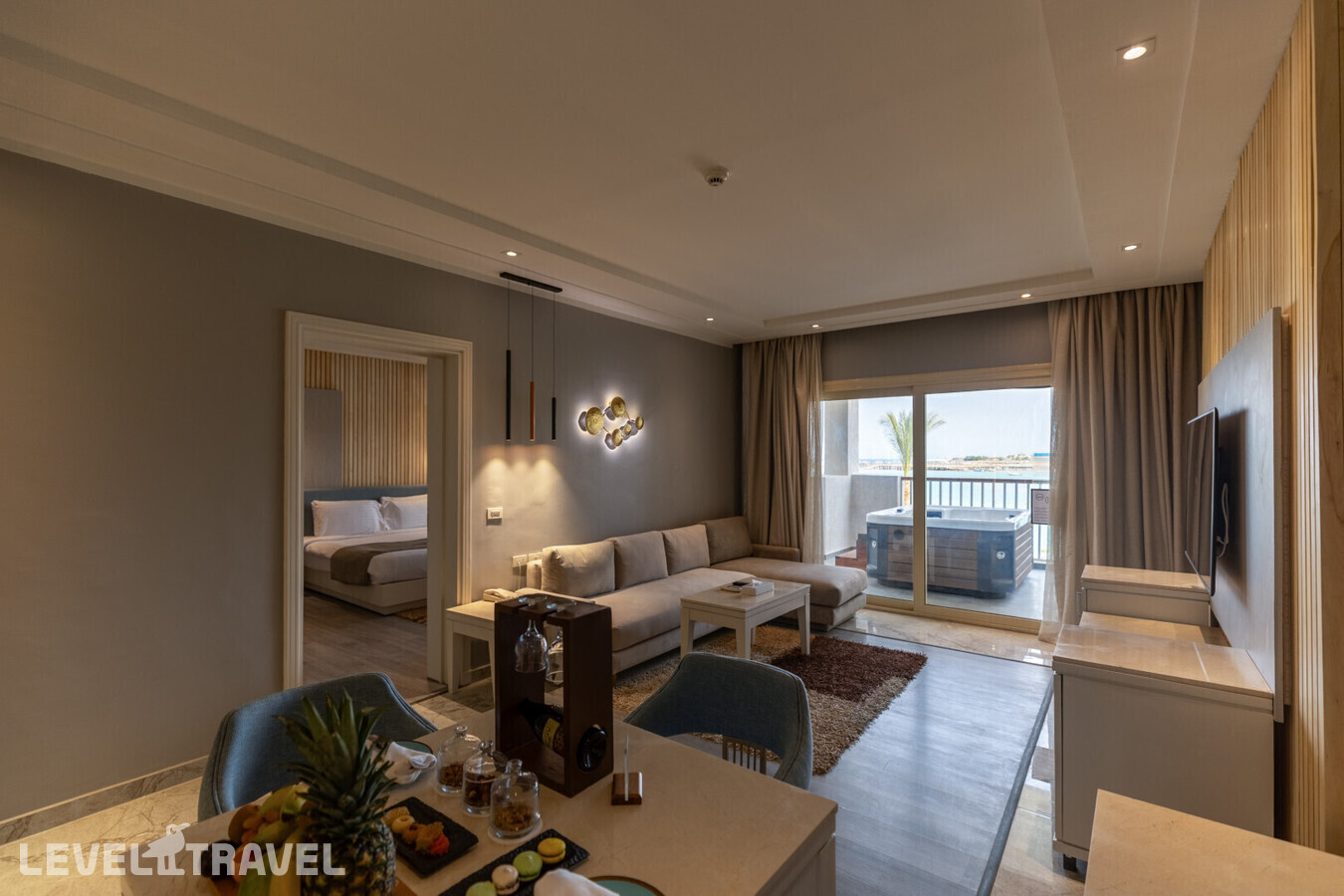фотографии номера Люкс Crystal отеля Posh Club By Sunrise Crystal Bay Resort в Египет(Хургада) - фото №4