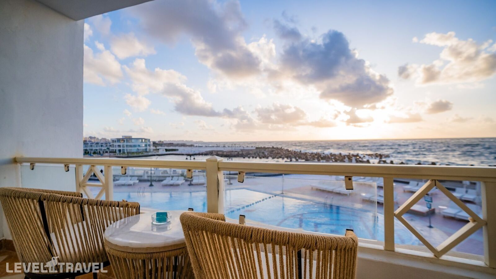 фотографии номера Полулюкс с джакузи отеля Sunrise Alex Avenue Hotel в Египет(Александрия) - фото №3