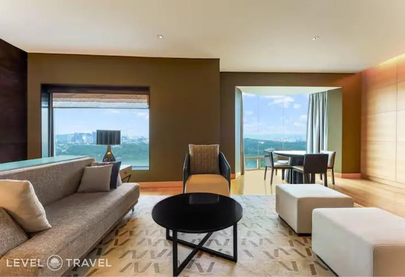 фотографии номера Двухместный люкс Lifestyle двуспальная кровать отеля Hilton Kuala Lumpur в Малайзия(Куала-Лумпур) - фото №3