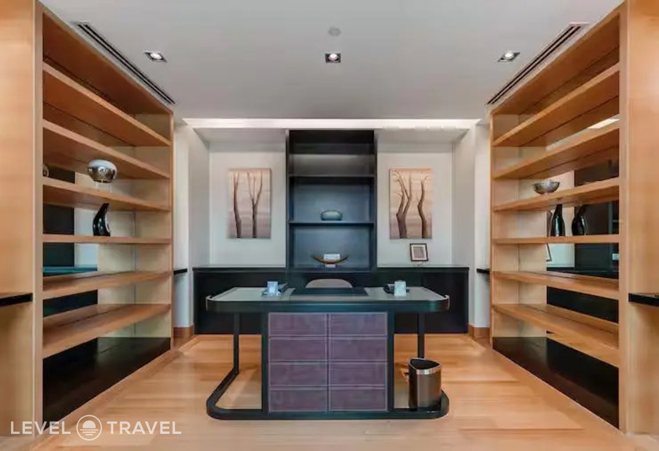 фотографии номера Двухместный люкс Lifestyle двуспальная кровать отеля Hilton Kuala Lumpur в Малайзия(Куала-Лумпур) - фото №2