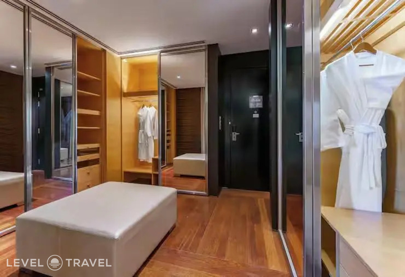 фотографии номера Двухместная Пентхаус двуспальная кровать отеля Hilton Kuala Lumpur в Малайзия(Куала-Лумпур) - фото №3