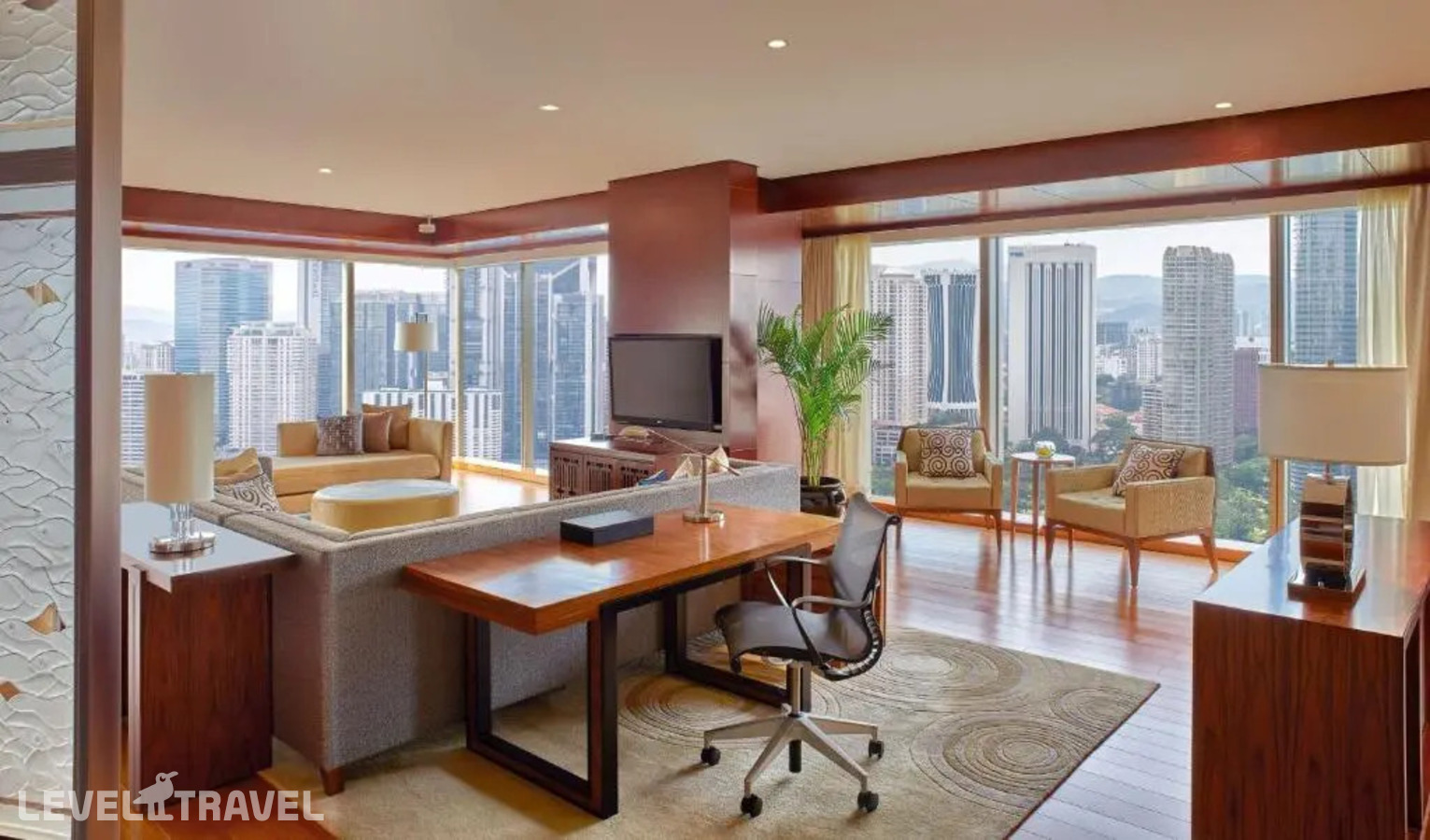 фотографии номера Двухместный люкс Grand Executive двуспальная кровать отеля Grand Hyatt Kuala Lumpur в Малайзия(Куала-Лумпур) - фото №3