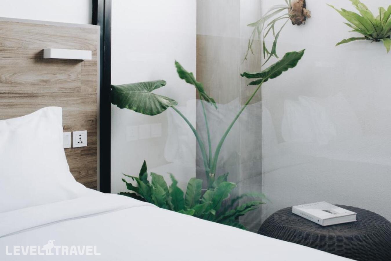 фотографии номера Двухместный номер The Standard 2 отдельные кровати отеля Lloyd's Inn Bali - Chse Certified в Индонезия(Семиньяк) - фото №3