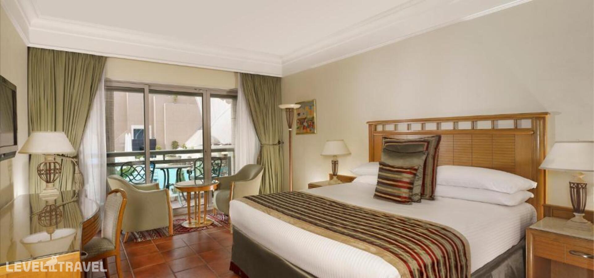 фотографии номера Классический  с выходом к бассейну отеля Intercontinental City Stars (Cairo Citystars) в Египет(Каир) - фото №2