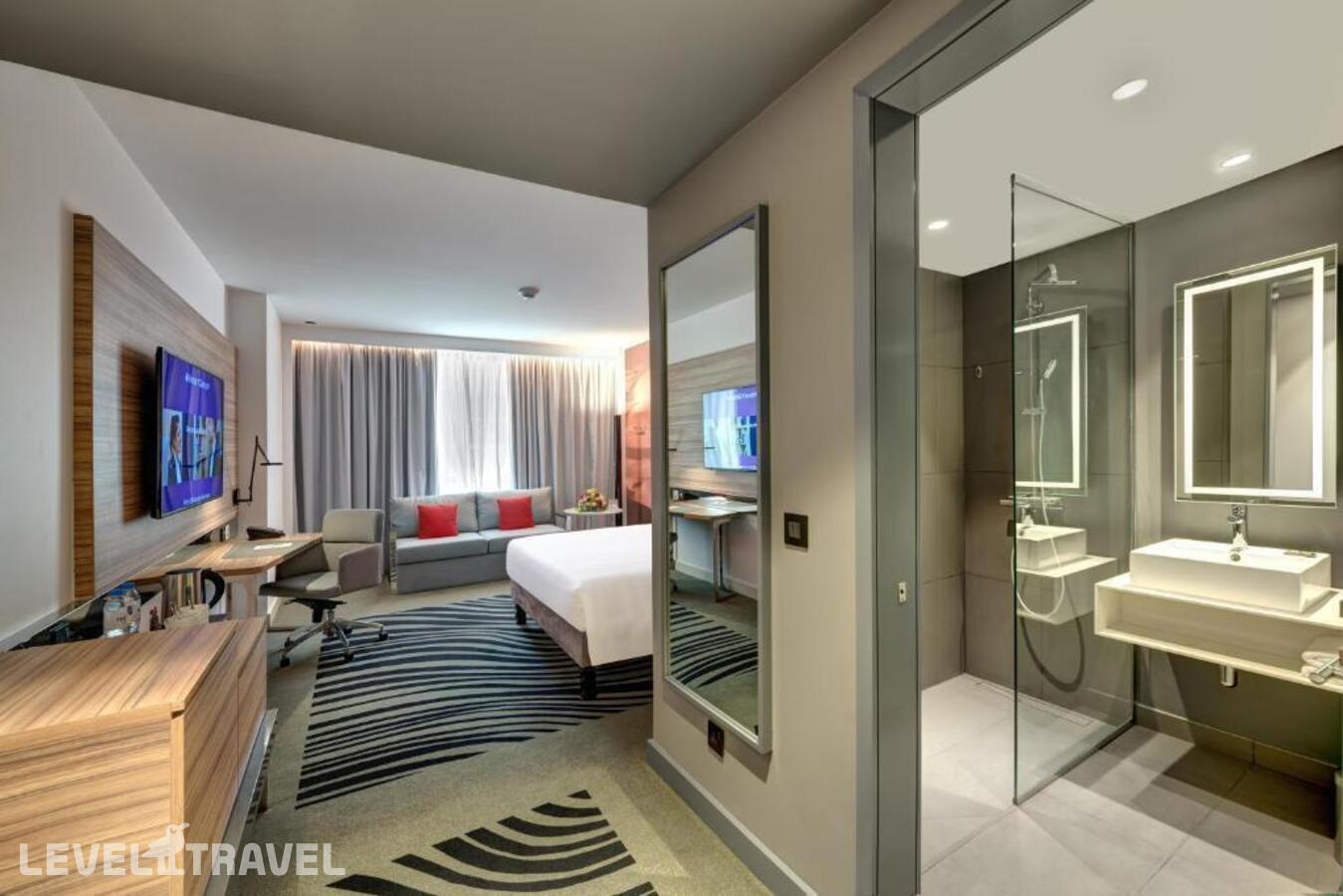 фотографии номера Стандартный номер отеля Novotel Sharjah Expo Centre в ОАЭ(Шарджа) - фото №3