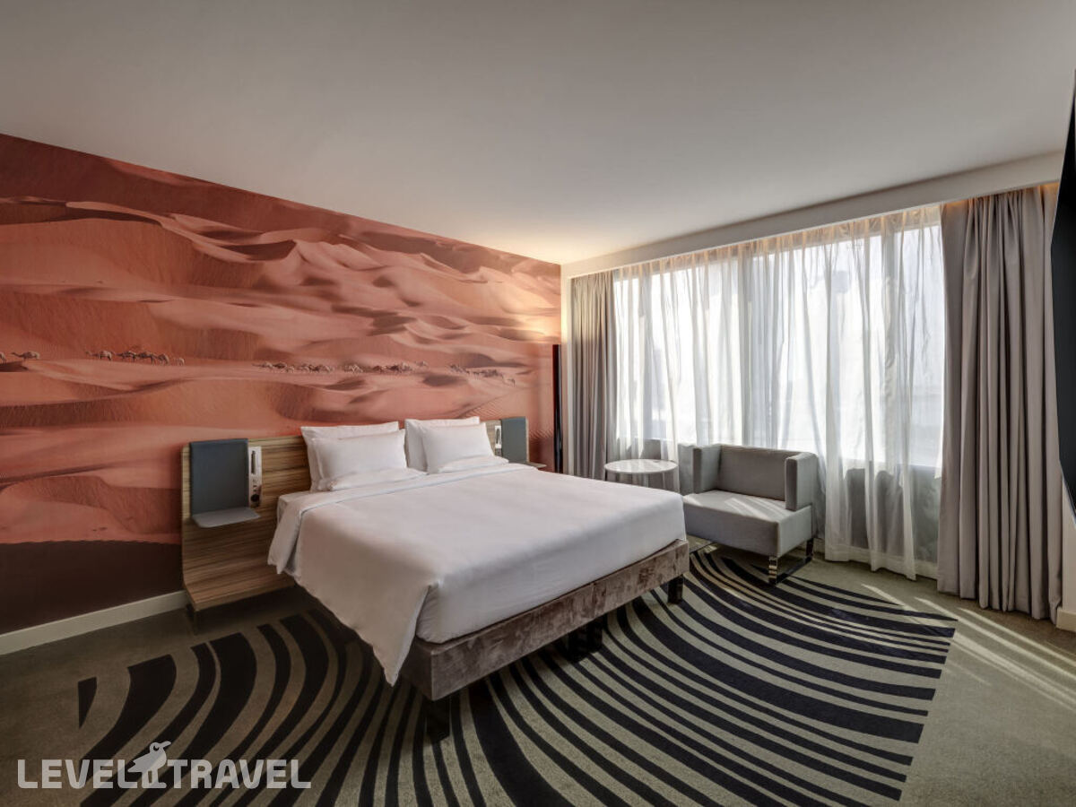 фотографии номера Семейный номер отеля Novotel Sharjah Expo Centre в ОАЭ(Шарджа) - фото №19