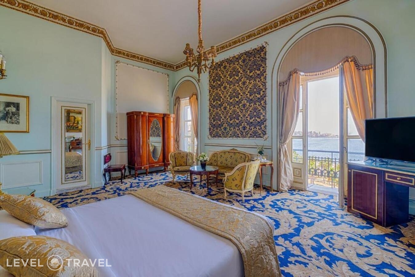 фотографии номера Люкс Paradise Golden с видом на море отеля Paradise Inn Le Metropole Hotel в Египет(Александрия) - фото №4