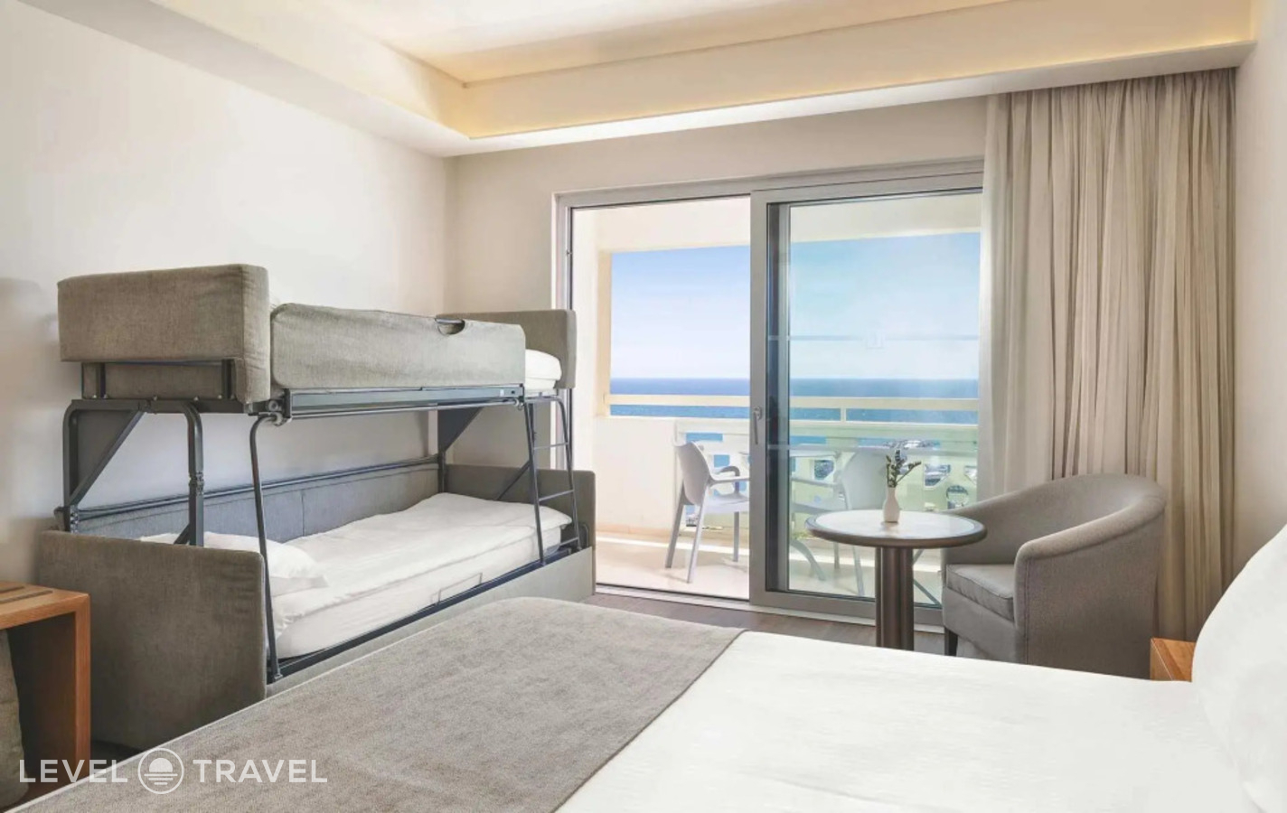 фотографии номера Двухместный номер Marina View 2 отдельные кровати отеля St Raphael Resort & Marina в Кипр(Лимасол) - фото №2