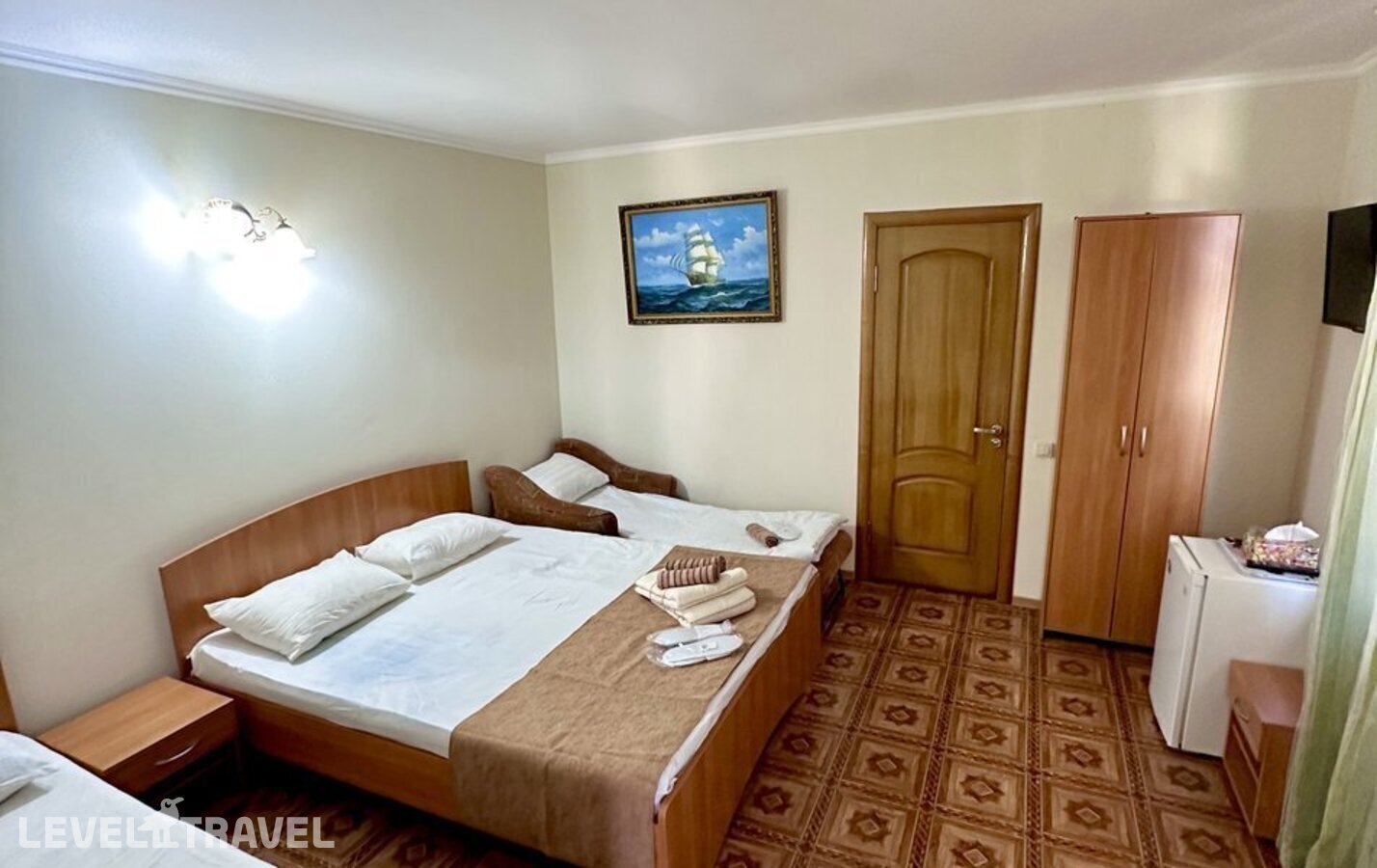 фотографии номера Комфорт с дополнительным местом отеля Loo Beach Sea View в Россия(Лоо) - фото №1